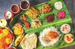 Prato de Onam Sadhya com diversas comidas típicas do festival hindu de Onam