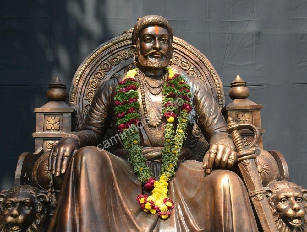 estatua-chhatrapati-shivaji-maharaj Estátua de Chhatrapati Shivaji Maharaj, famoso rei indiano