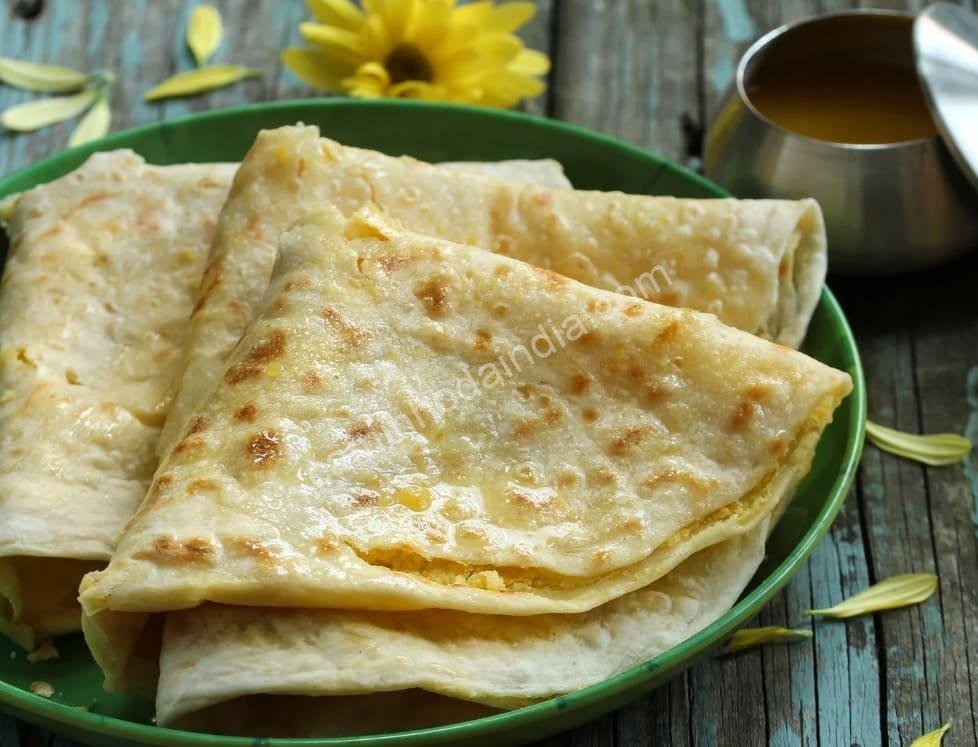 puran-poli-doce-tradicional Puran Poli, prato típico servido durante festivais como Gudi Padwa, simbolizando sabor e tradição