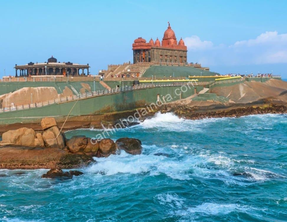 bela-kanyakumari Kanyakumari encanta com sua beleza natural, templos sagrados e o encontro das águas do Mar Arábico, Golfo de Bengala e Oceano Índico