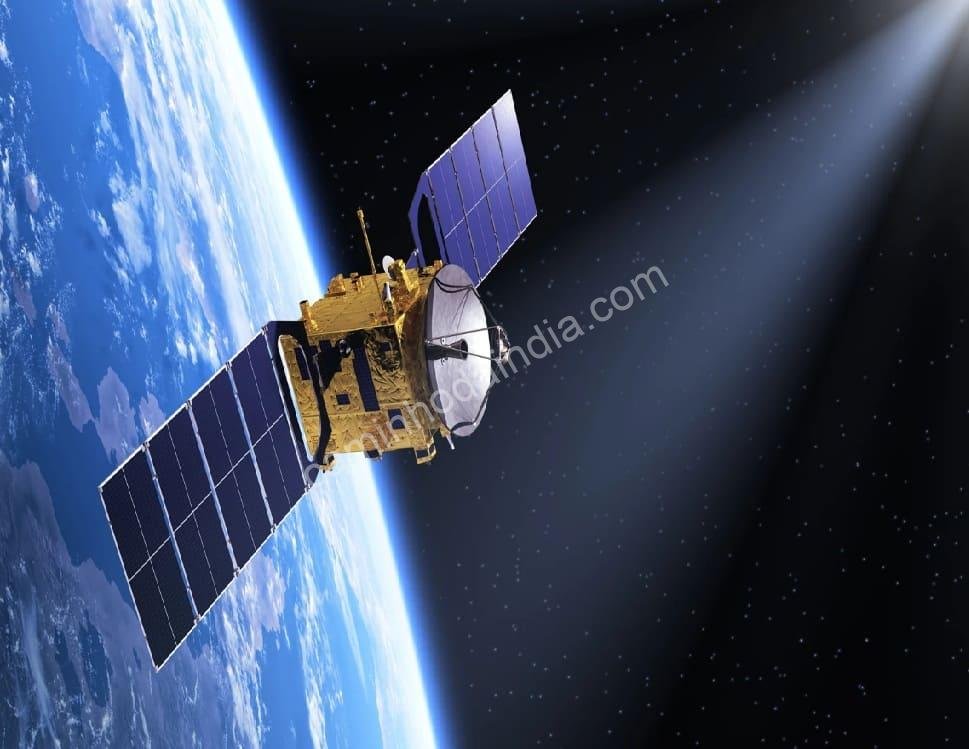 satelite-orbitando-a-terra O primeiro satélite indiano recebeu o nome Aryabhata como homenagem ao grande matemático