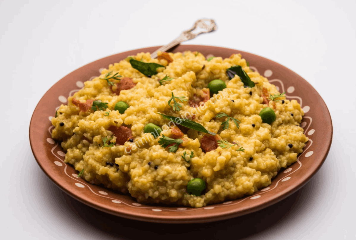 Khichdi, um dos prasad mais tradicionais e apreciados do Templo de Jagannath, em Puri