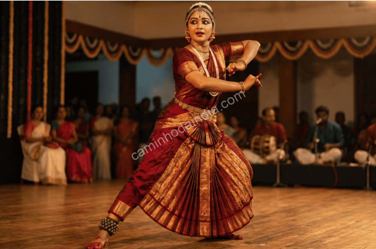 bharatanatyam-danca-classica-indiana-em-filmes Dançarina executando Bharatanatyam, a antiga dança clássica indiana frequentemente retratada em filmes