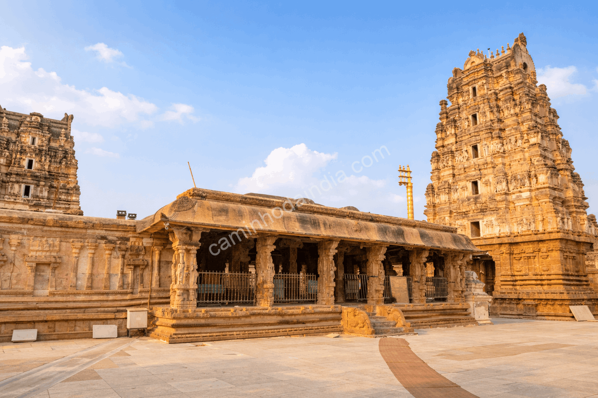 kodandarama-temple-vontimitta-andhra-pradesh-seculo-16 Templo Kodandarama do século XVI em Vontimitta, Andhra Pradesh, dedicado a Rama, Lakshmana e Sita.
